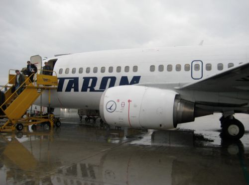 avion_tarom