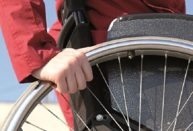Prahova: Șefa Comisiei de Evaluare a Persoanelor cu Handicap, reținută de DNA