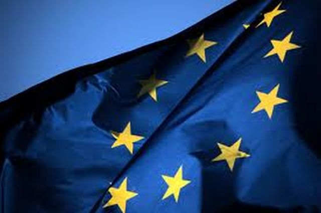 UE cere revenirea la procesul democratic în Egipt