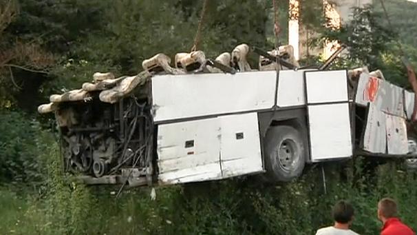 Accident de autocar în ITALIA: Trei persoane, anchetate pentru omucidere din culpă, printre care și fratele șoferului