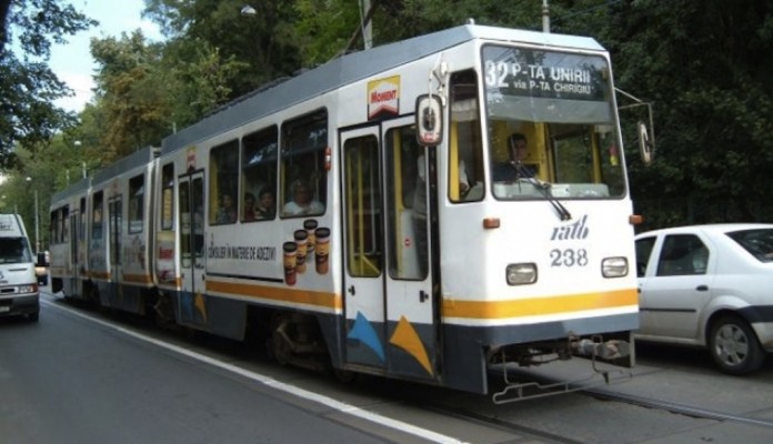 Circulația tramvaielor în zona Rahova - Ferentari ingreunată din cauza deraierii unui tramvai