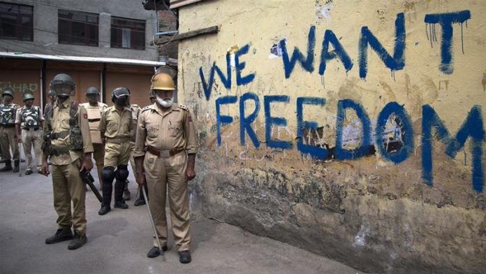politisti raniti, kashmir, india, atac grenada