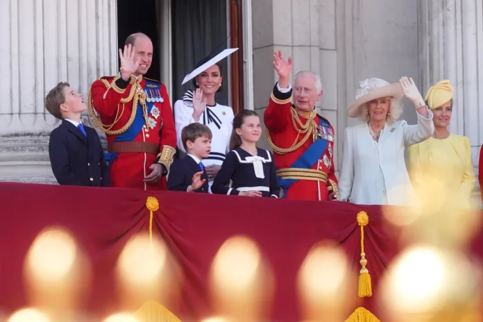 FOTO Familia Regală Britanică, Palatul Buckingham- X Twitter