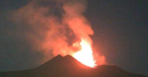 VIDEO. Haos pe aeroportul din Catania, vulcanul Etna a erupt iar. Alertă pentru românii care vor să ajungă în zonă