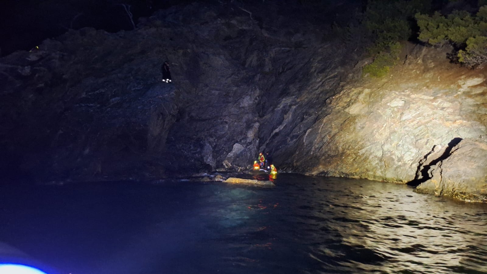 Un român a murit în vacanţa sa de vis, upă ce a căzut de pe o stâncă de pe Coasta de Azur